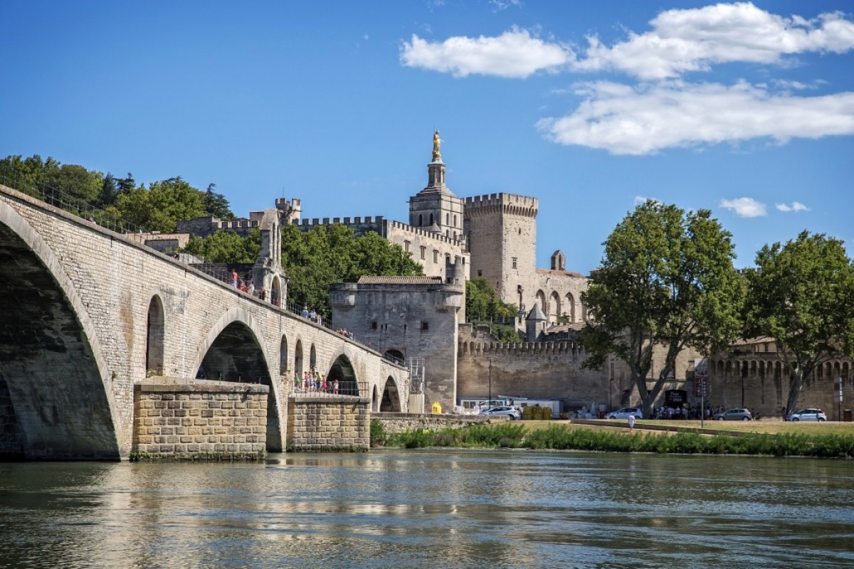 Discover Avignon, the Popes city !